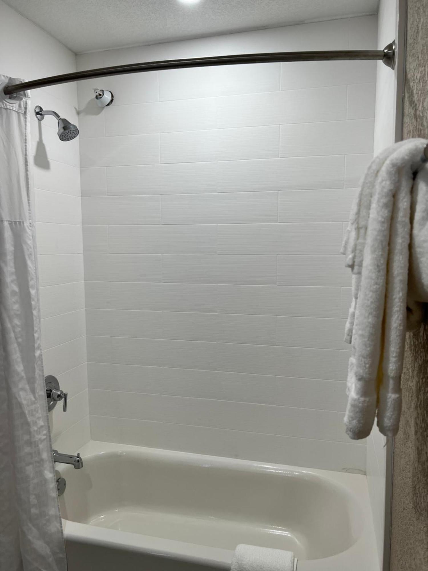Norland Inn & Suites Roseau 客房 照片