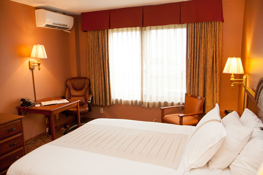 Norland Inn & Suites Roseau 外观 照片