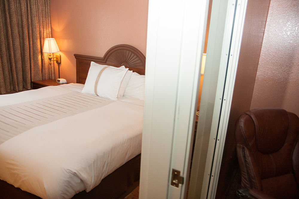 Norland Inn & Suites Roseau 外观 照片
